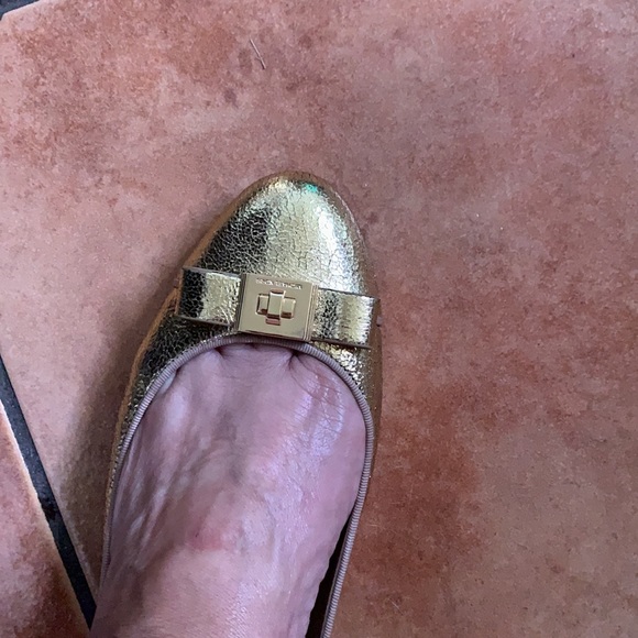 Michael Kors Gold Lara Ballet Flat 🥳Host Pick🛍🤟🏼🚀🌴🌹 - Picture 8 of 9